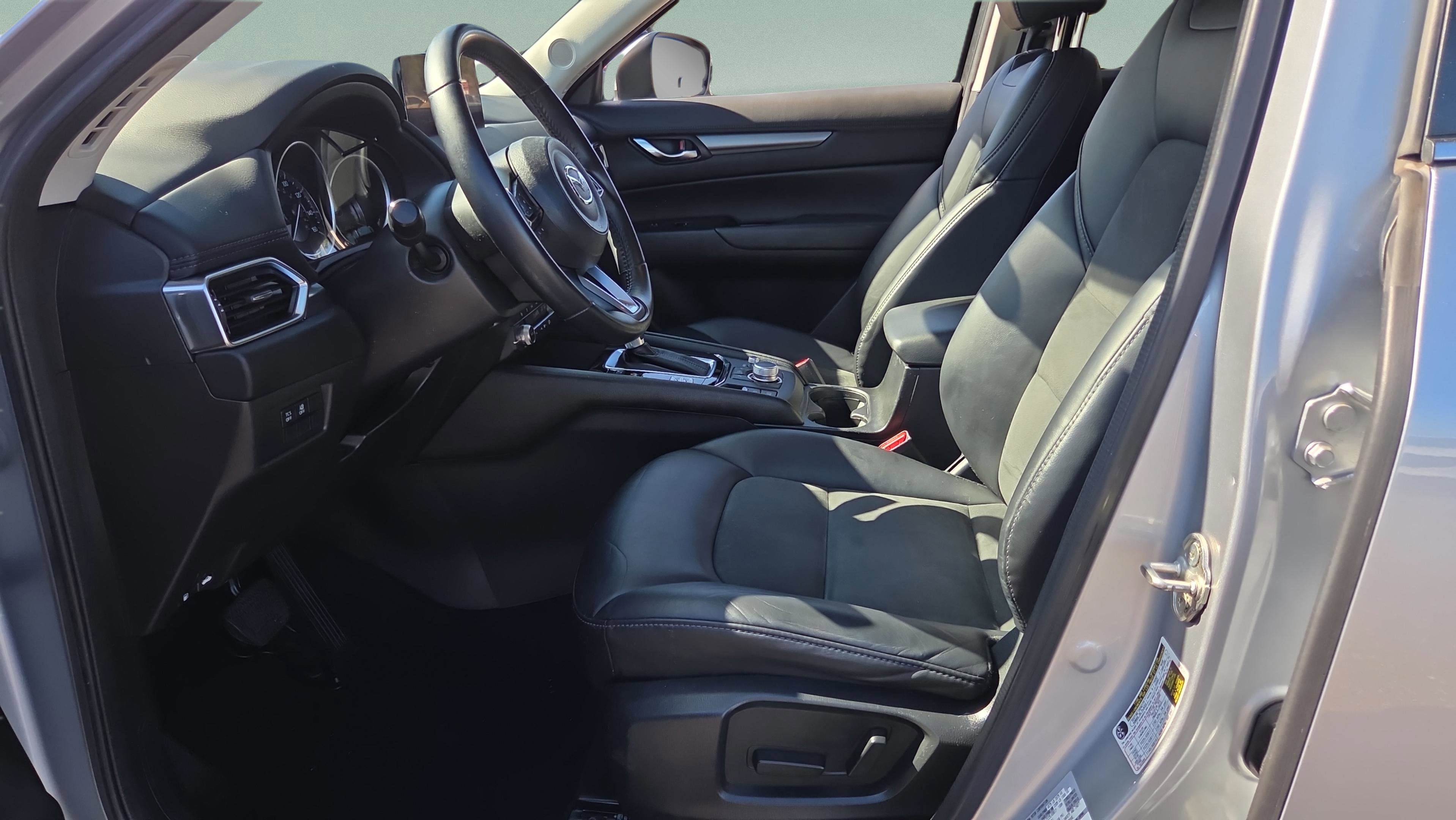 Used 2021 MAZDA CX-5 Touring image 10