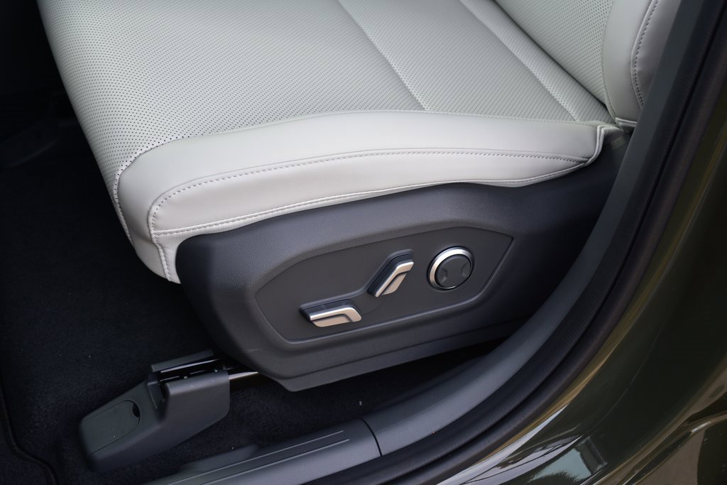 New 2026 Hyundai Santa Fe SEL image 19