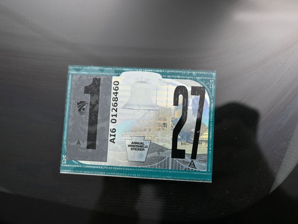 Used 2021 Tesla Model 3 Standard Range Plus image 8