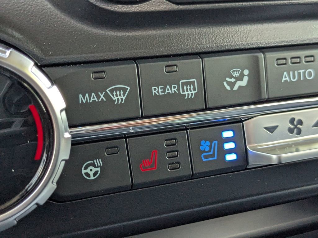 New 2025 Ford F250 Lariat w/ Lariat Ultimate Package image 28