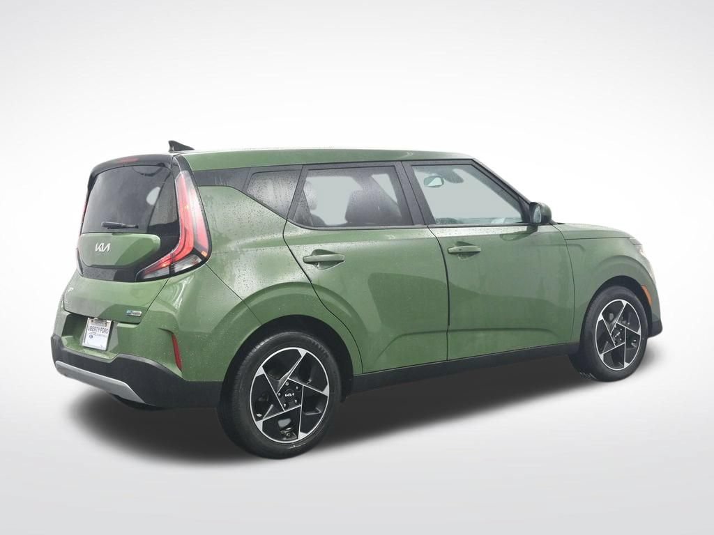Used 2023 Kia Soul EX FWD image 6