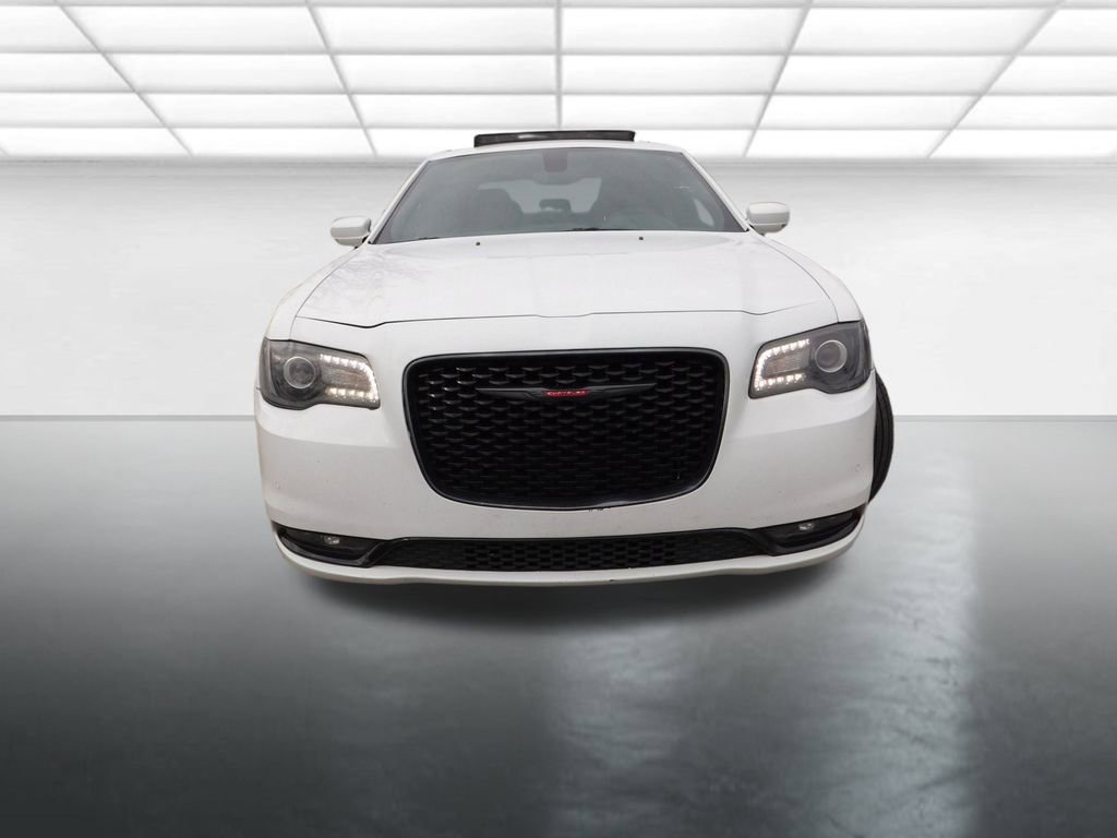 Used 2023 Chrysler 300 S image 3