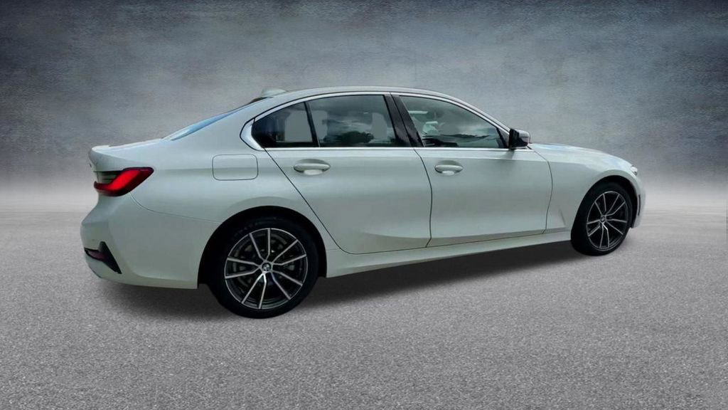 Used 2020 BMW 330i xDrive Sedan w/ Convenience Package AWD/4WD image 28