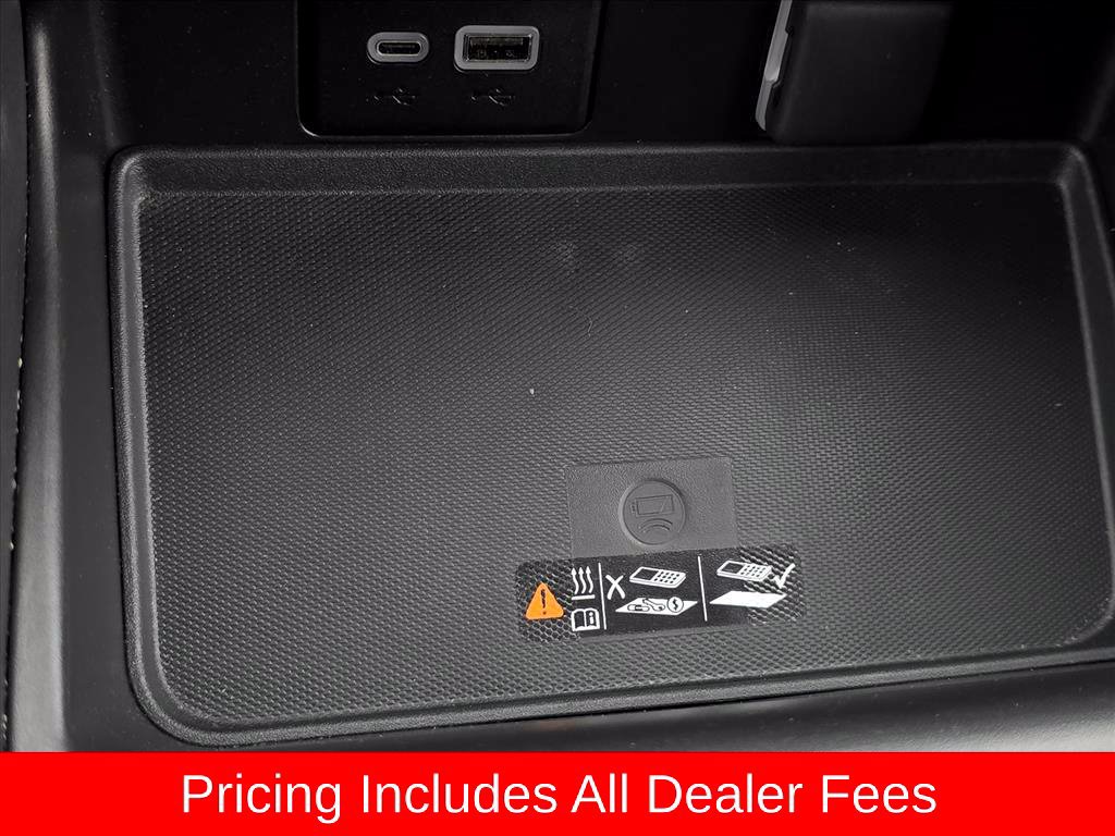 Used 2024 Chevrolet Tahoe LT w/ Luxury Package AWD/4WD image 22