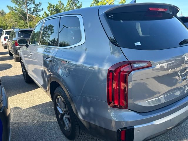 Used 2024 Kia Telluride LX FWD image 6