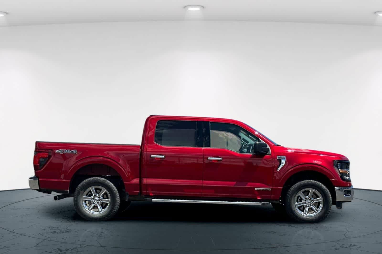 Used 2025 Ford F150 XLT w/ Equipment Group 301A Standard AWD/4WD image 6
