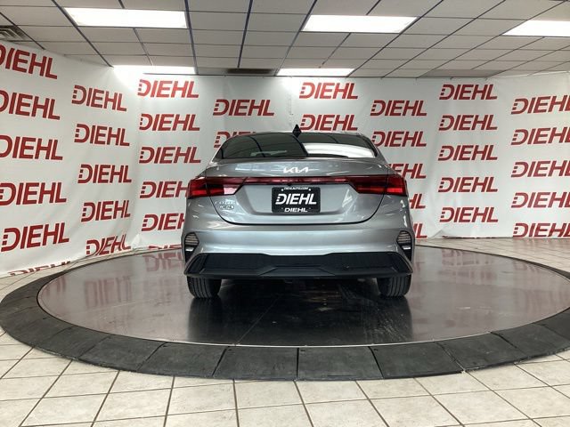 Used 2024 Kia Forte LXS FWD image 6