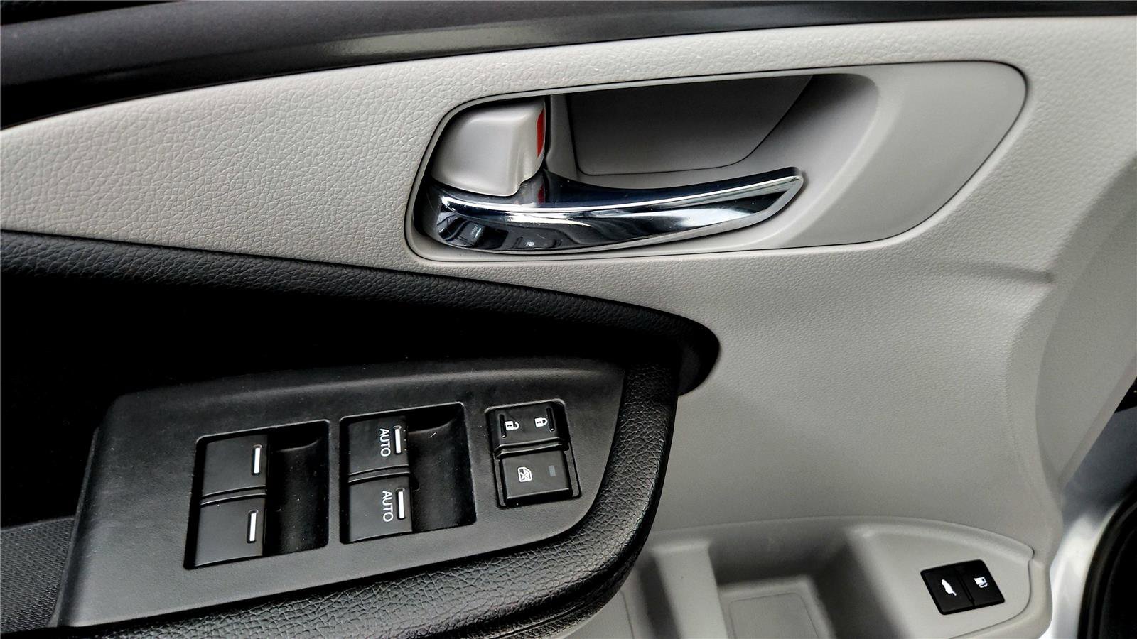 Used 2016 Honda Pilot EX-L image 24