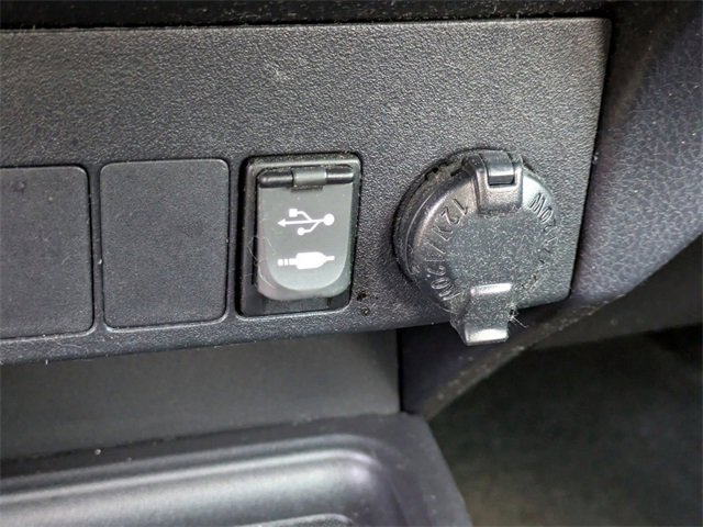 Used 2015 Toyota RAV4 LE image 24