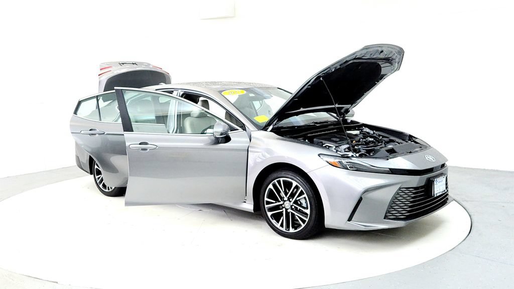 Certified 2025 Toyota Camry XLE AWD/4WD image 12