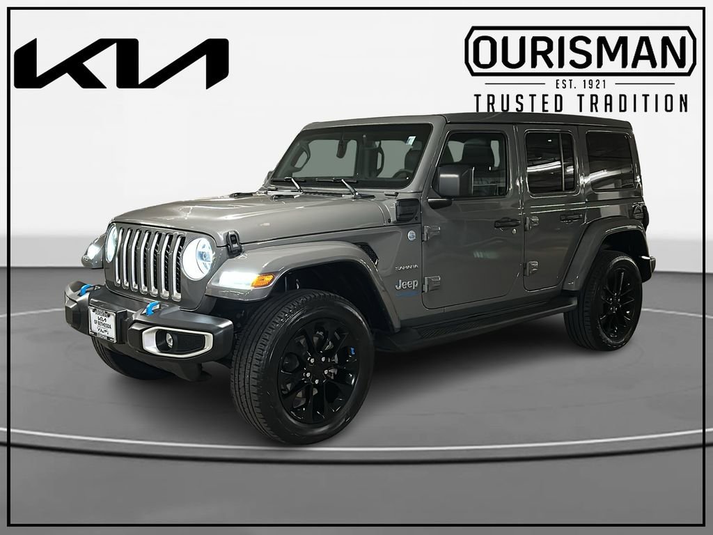 Used 2022 Jeep Wrangler Unlimited Sahara w/ Cold Weather Group AWD/4WD image 2