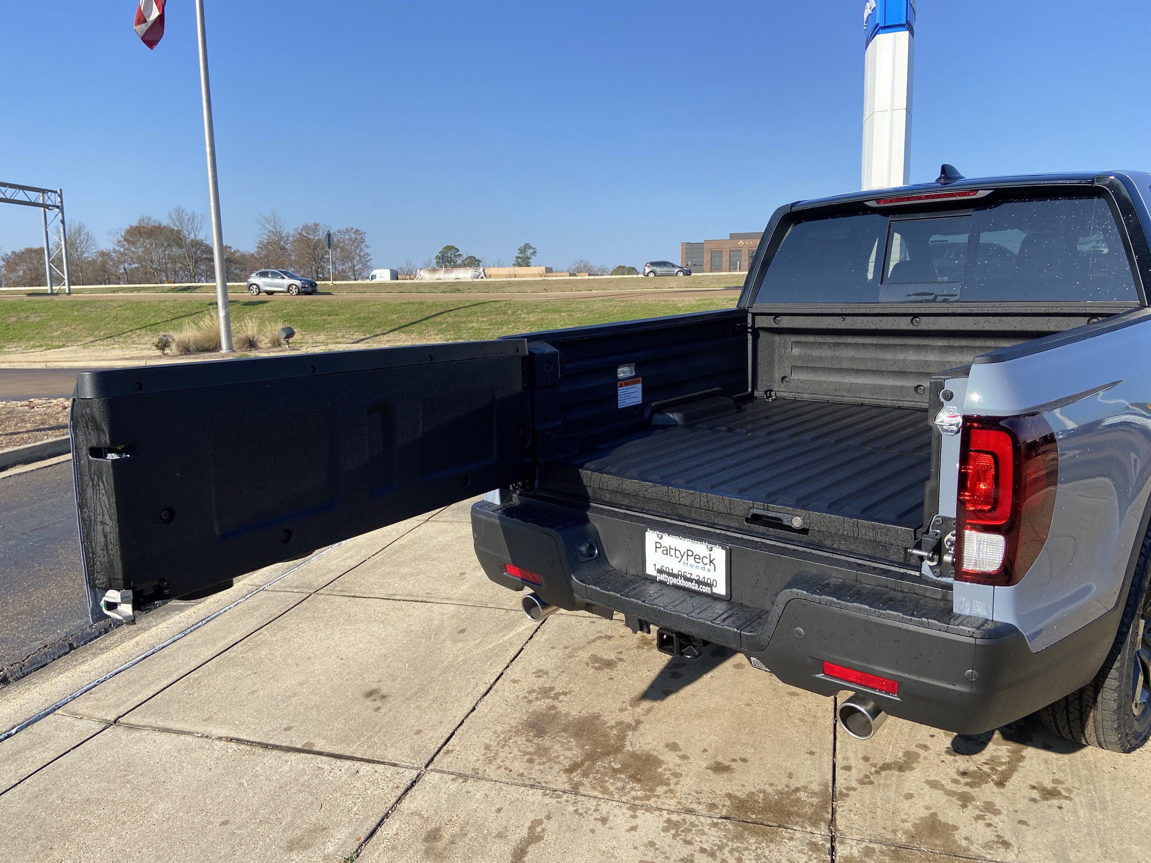New 2026 Honda Ridgeline Black Edition image 44