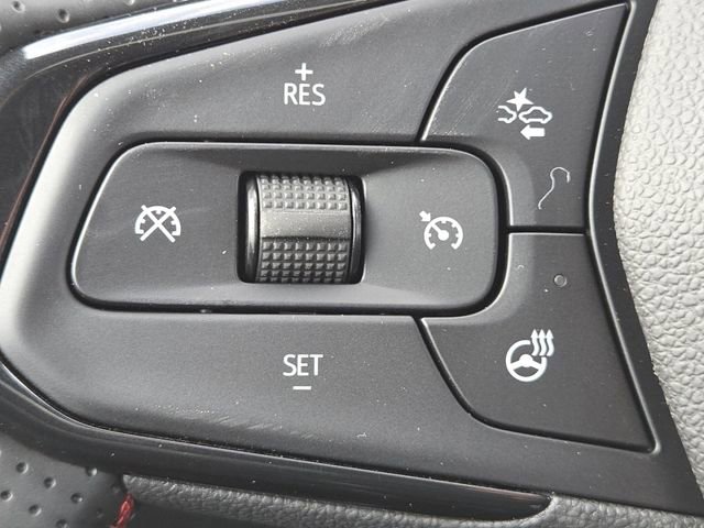 New 2026 Chevrolet Trax RS w/ Sunroof Package image 15