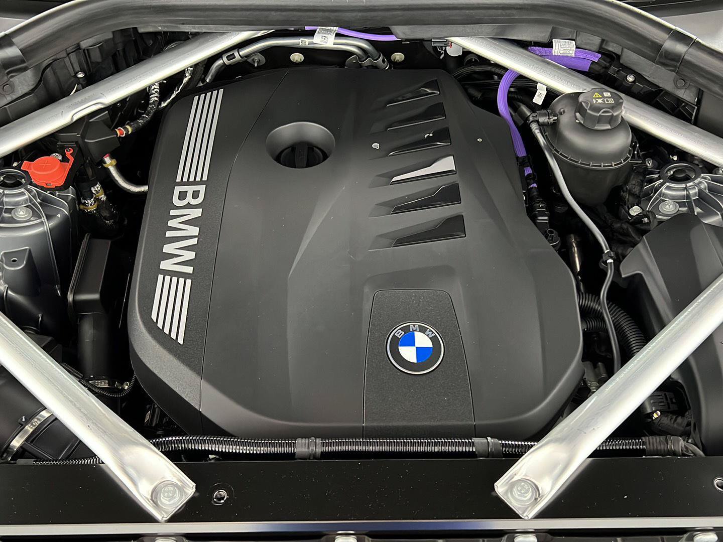 New 2026 BMW X5 xDrive40i AWD/4WD image 15