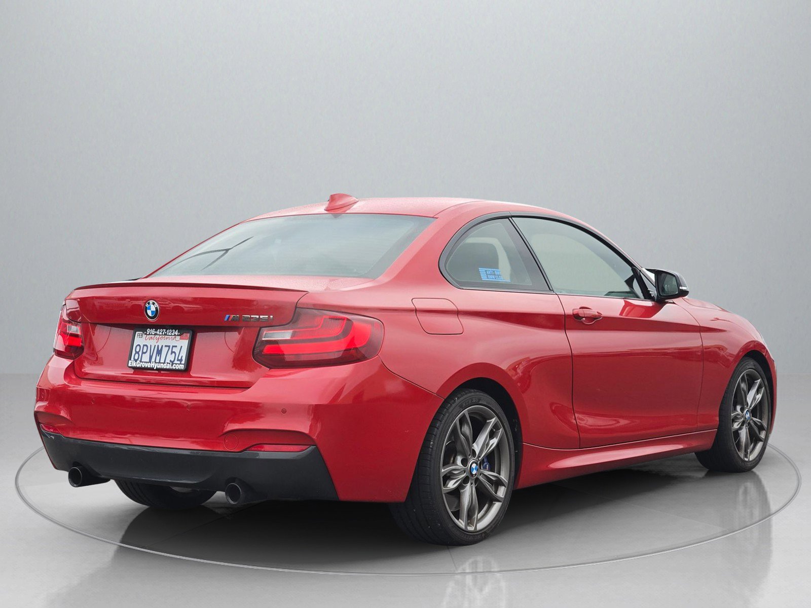 Used 2016 BMW M235i Coupe image 8
