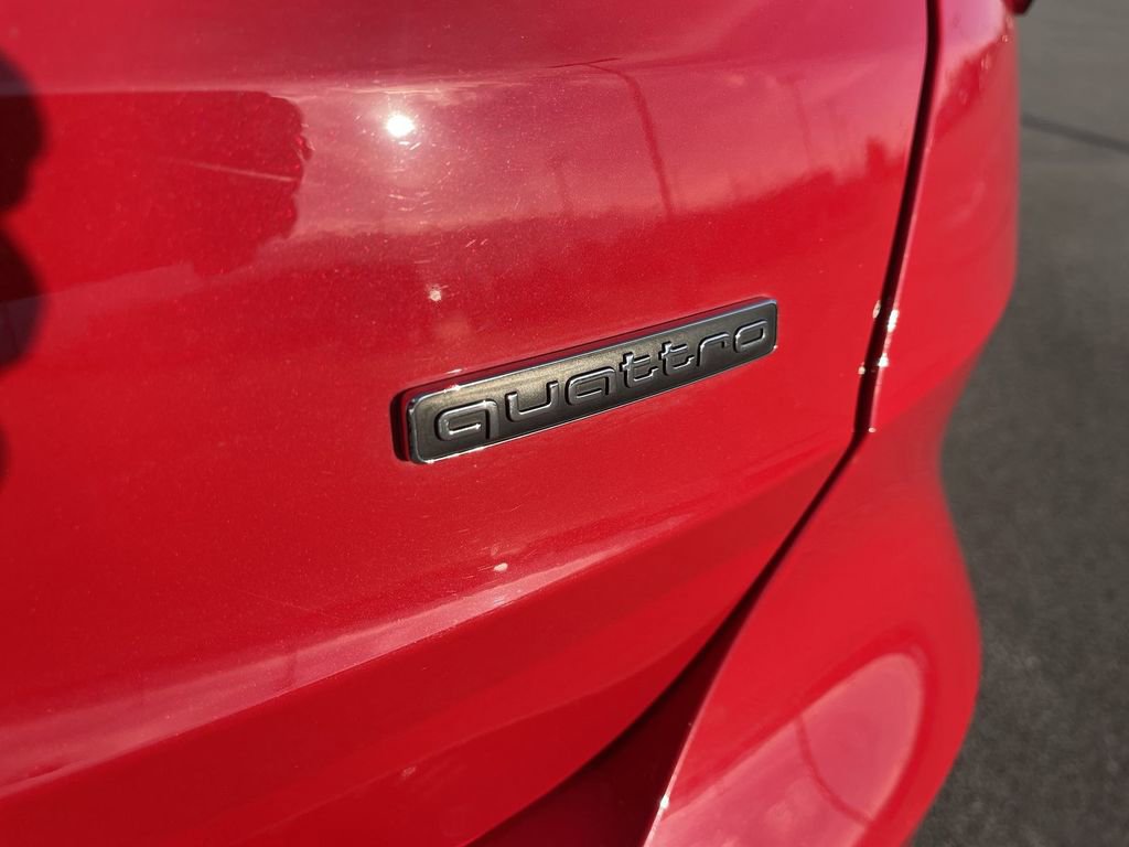 Used 2025 Audi Q3 2.0T Premium image 13