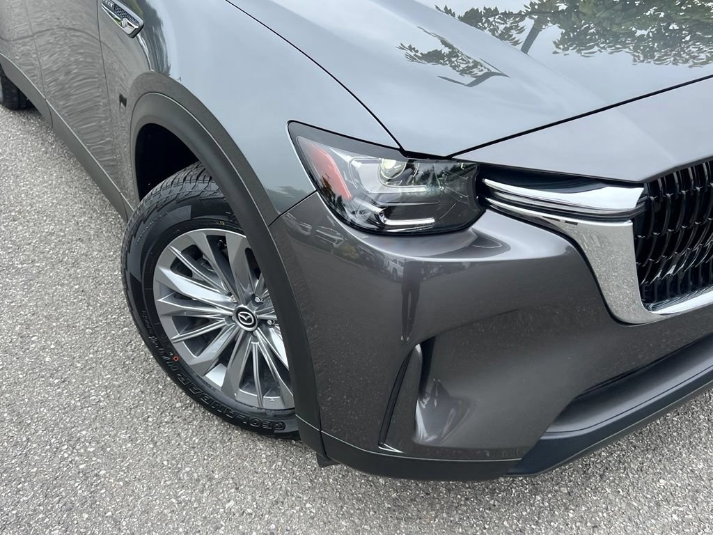 Used 2024 MAZDA CX-90 Plug-In Hybrid w/ Preferred AWD/4WD image 2
