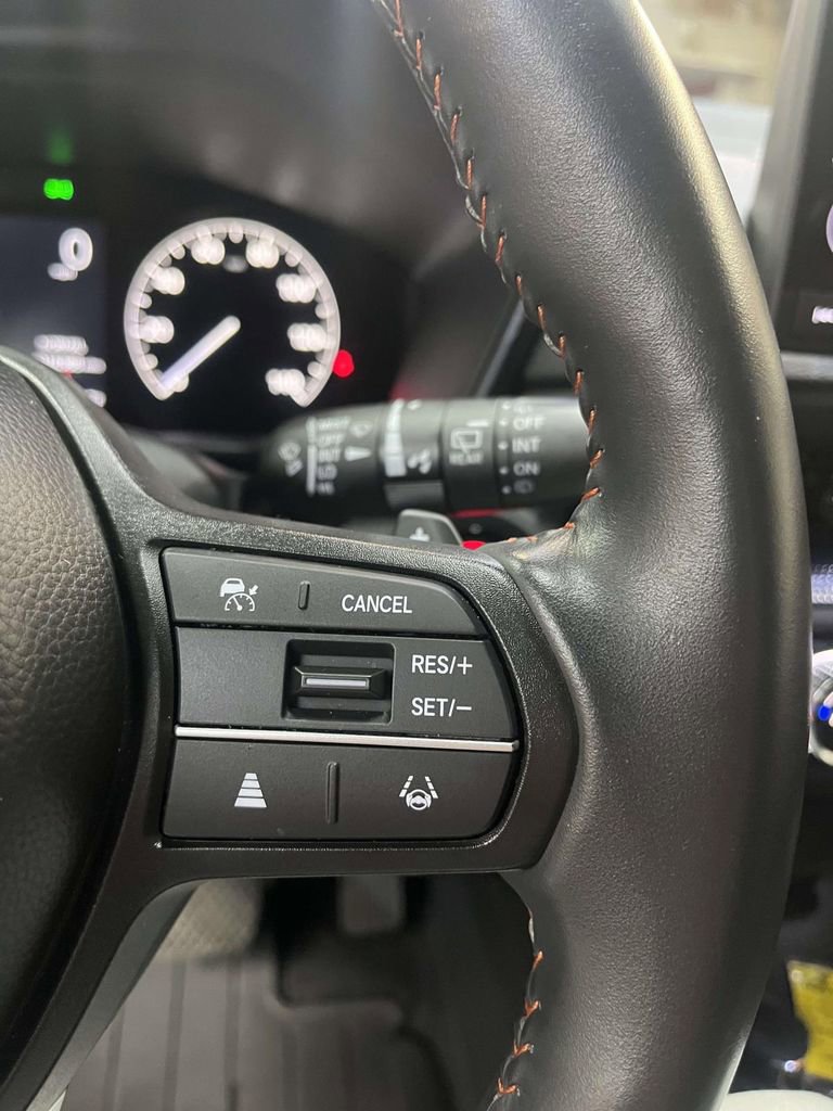 Used 2025 Honda CR-V Sport image 23