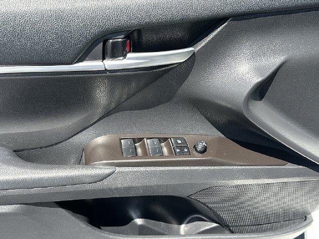 Certified 2024 Toyota Camry SE FWD image 22