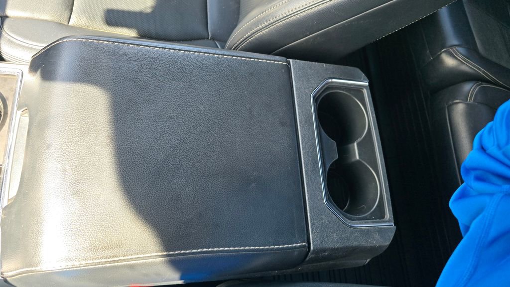 Used 2022 Ford F350 Lariat w/ Lariat Ultimate Package image 31