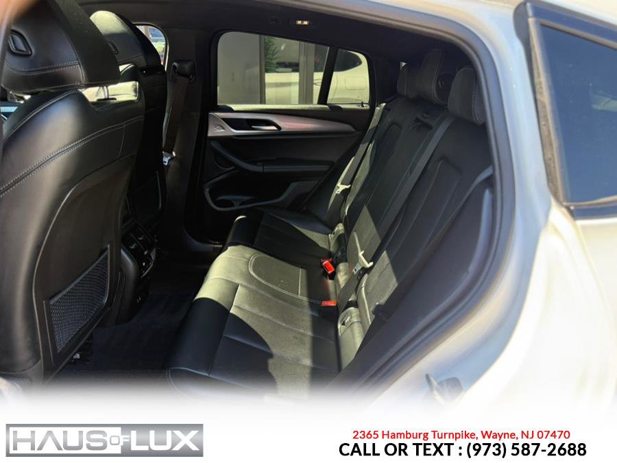 Used 2023 BMW X4 xDrive30i w/ M Sport Package image 11