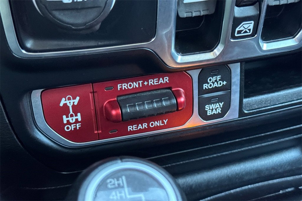 Used 2022 Jeep Gladiator Rubicon w/ LED Lighting Group image 31