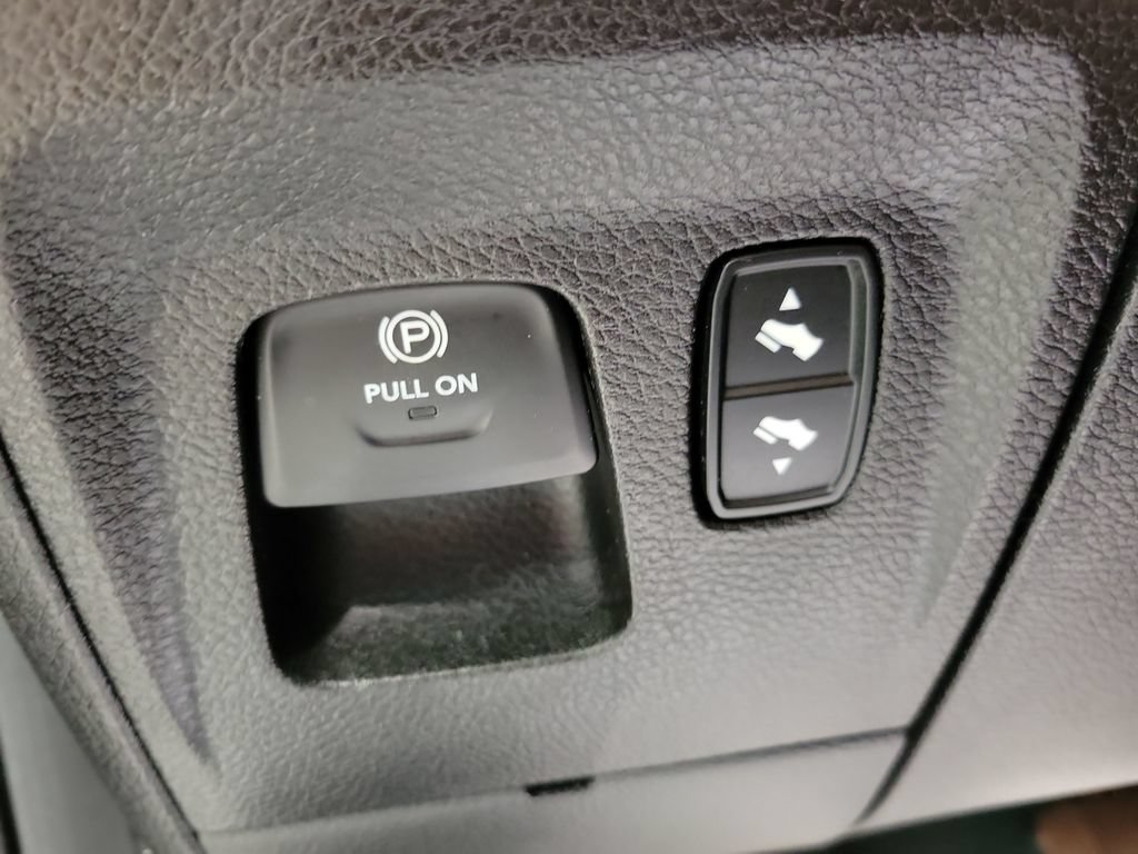 Used 2021 RAM 1500 Big Horn AWD/4WD image 33