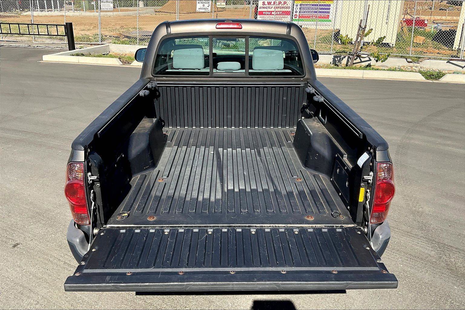 Used 2012 Toyota Tacoma 2WD Regular Cab image 17