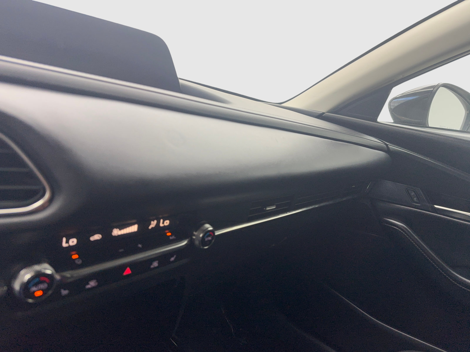Used 2023 MAZDA CX-30 AWD 2.5 S w/ Preferred Package image 19