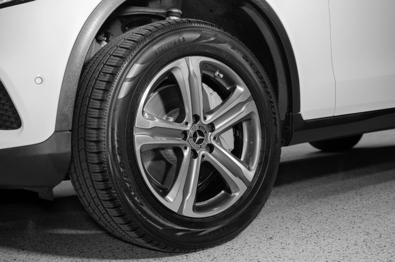 Certified 2022 Mercedes-Benz GLC 300 image 26