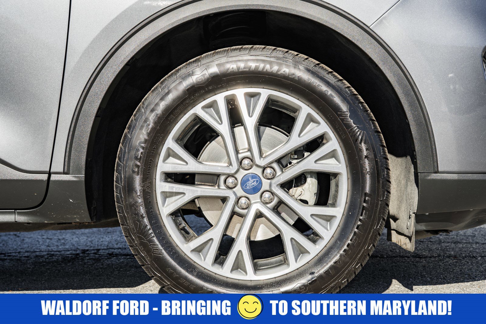 Used 2022 Ford Escape SEL image 19