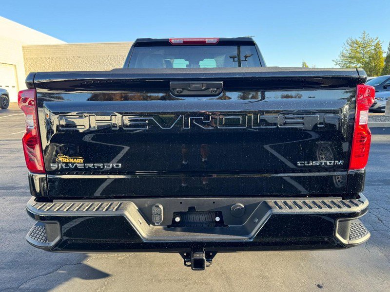New 2026 Chevrolet Silverado 1500 Custom w/ LPO, Dark Essentials Package image 4