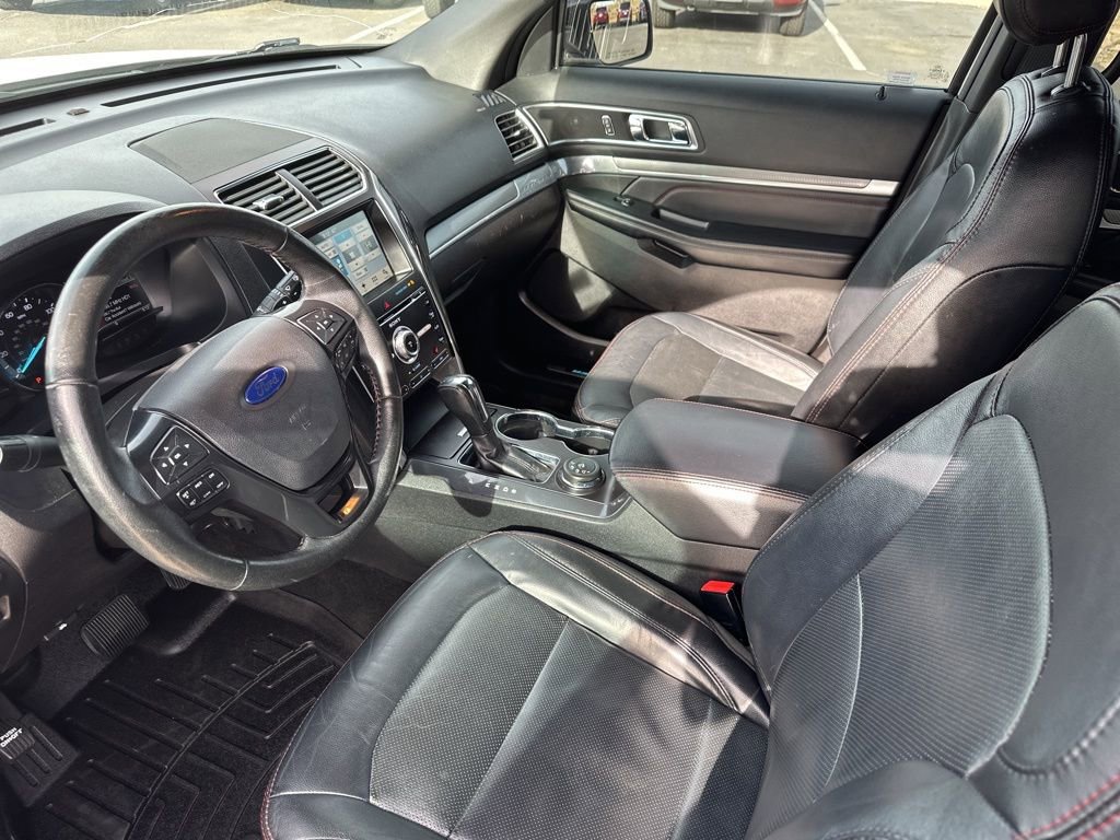 Used 2017 Ford Explorer Sport image 15