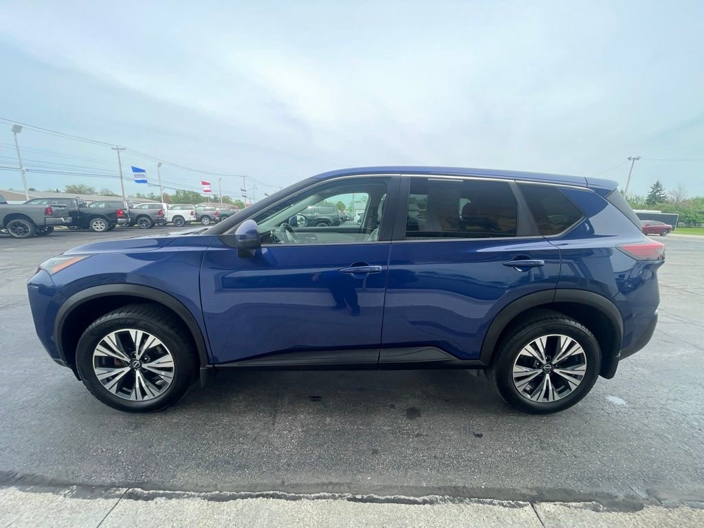 Used 2022 Nissan Rogue SV AWD/4WD image 6