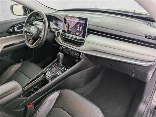 Used 2022 Jeep Compass Limited image 19