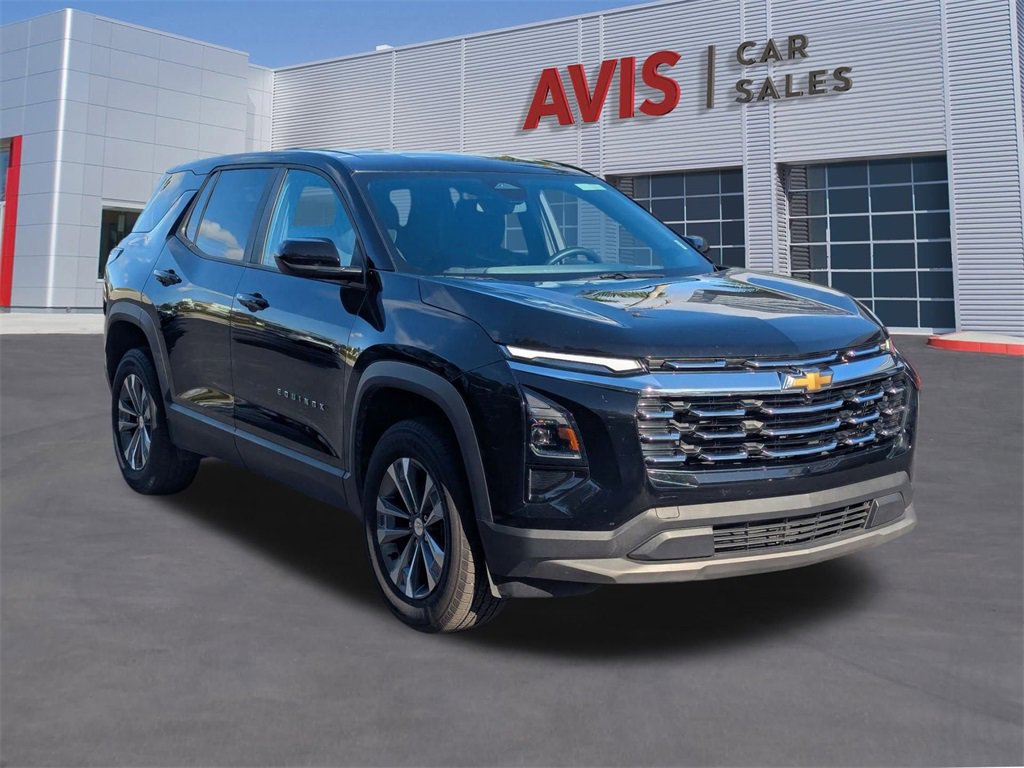 Used 2025 Chevrolet Equinox LT image 3