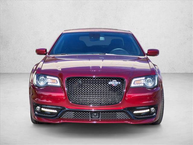 Used 2023 Chrysler 300 C RWD image 2
