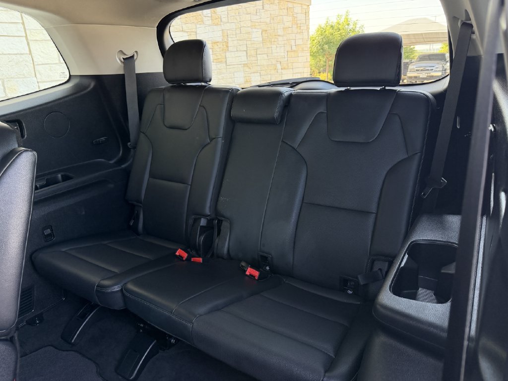 Used 2024 Kia Telluride EX w/ EX Captain's Chair Package FWD image 28