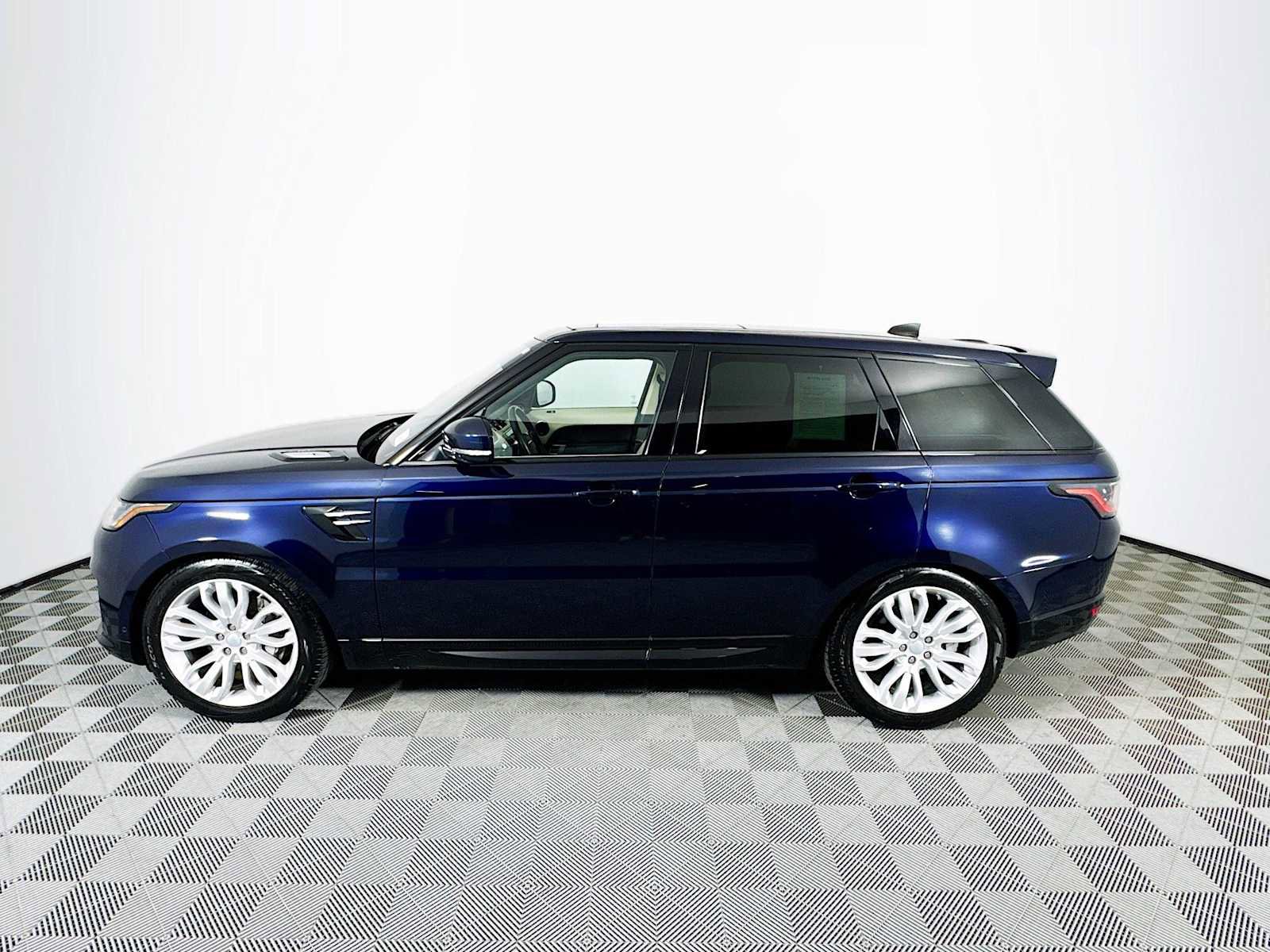 Used 2020 Land Rover Range Rover Sport HSE image 8