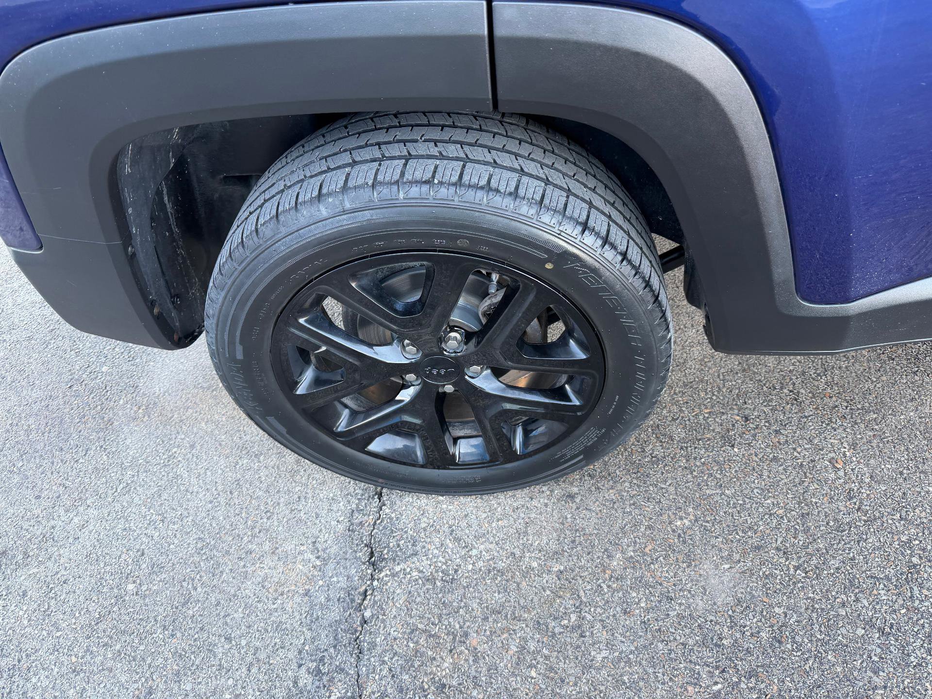 Used 2018 Jeep Renegade Altitude image 10