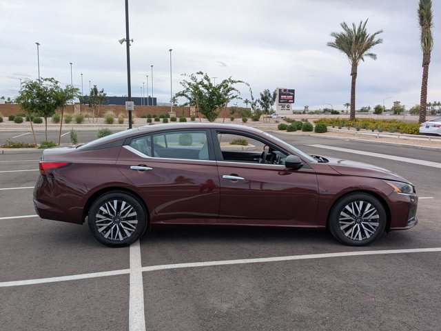 Used 2024 Nissan Altima 2.5 SV video 4