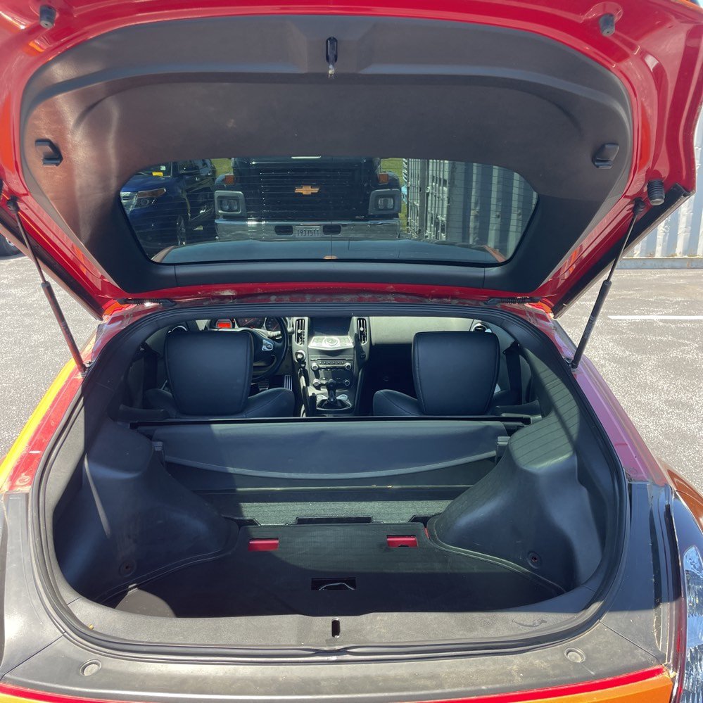 Used 2010 Nissan 370Z Touring w/ Sport Pkg RWD image 11