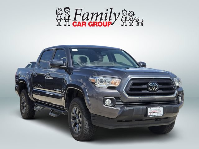 Used 2021 Toyota Tacoma SR5 RWD image 2