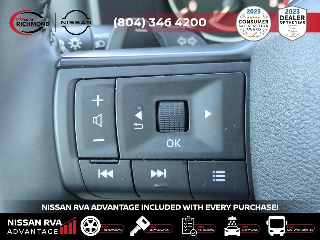 Used 2025 Nissan Rogue SV image 24