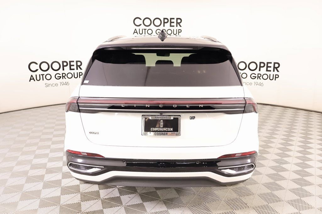 New 2026 Lincoln Nautilus Reserve image 22