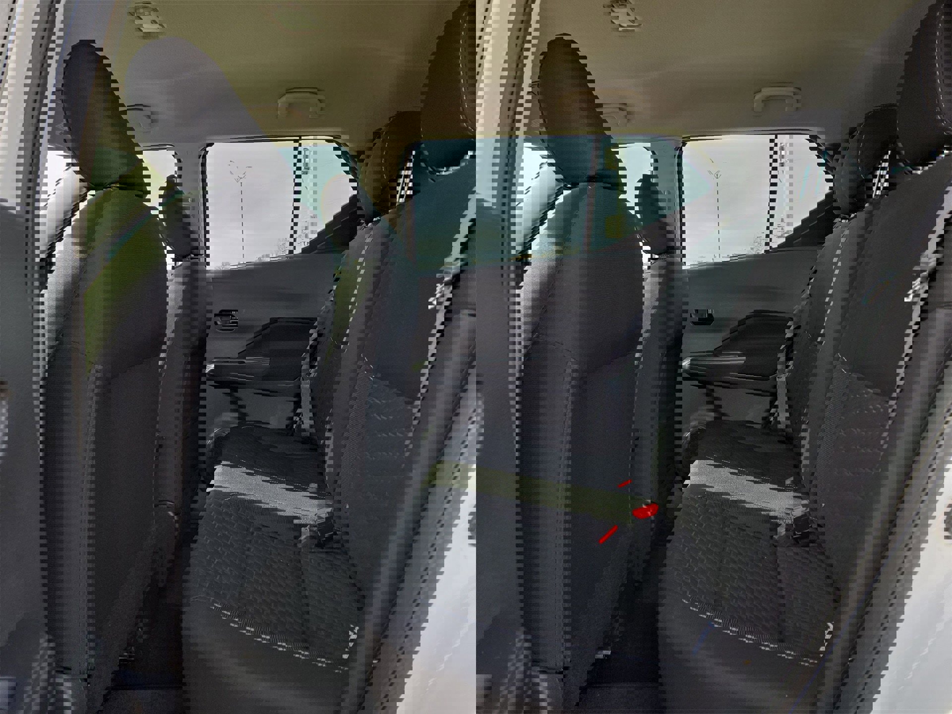 Used 2021 Nissan Kicks S image 13