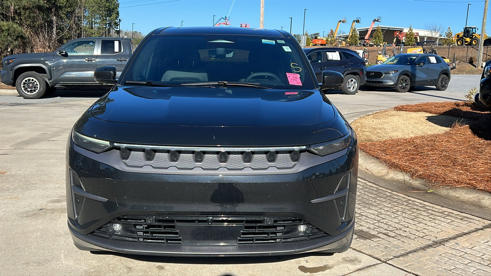 Used 2024 Jeep Wagoneer Launch Edition image 3