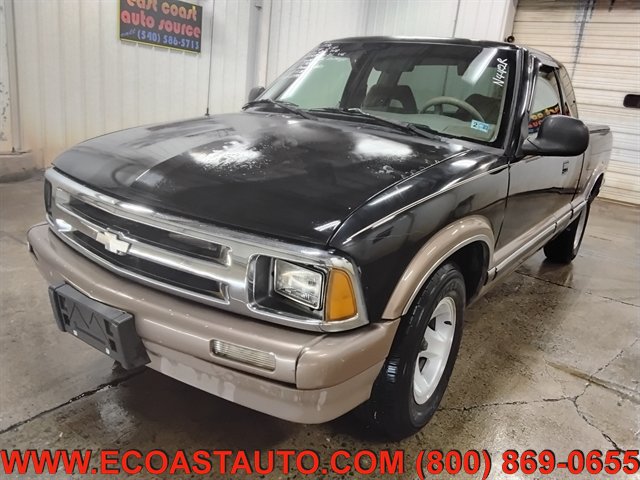 Used 1996 Chevrolet S10 Pickup LS RWD image 4