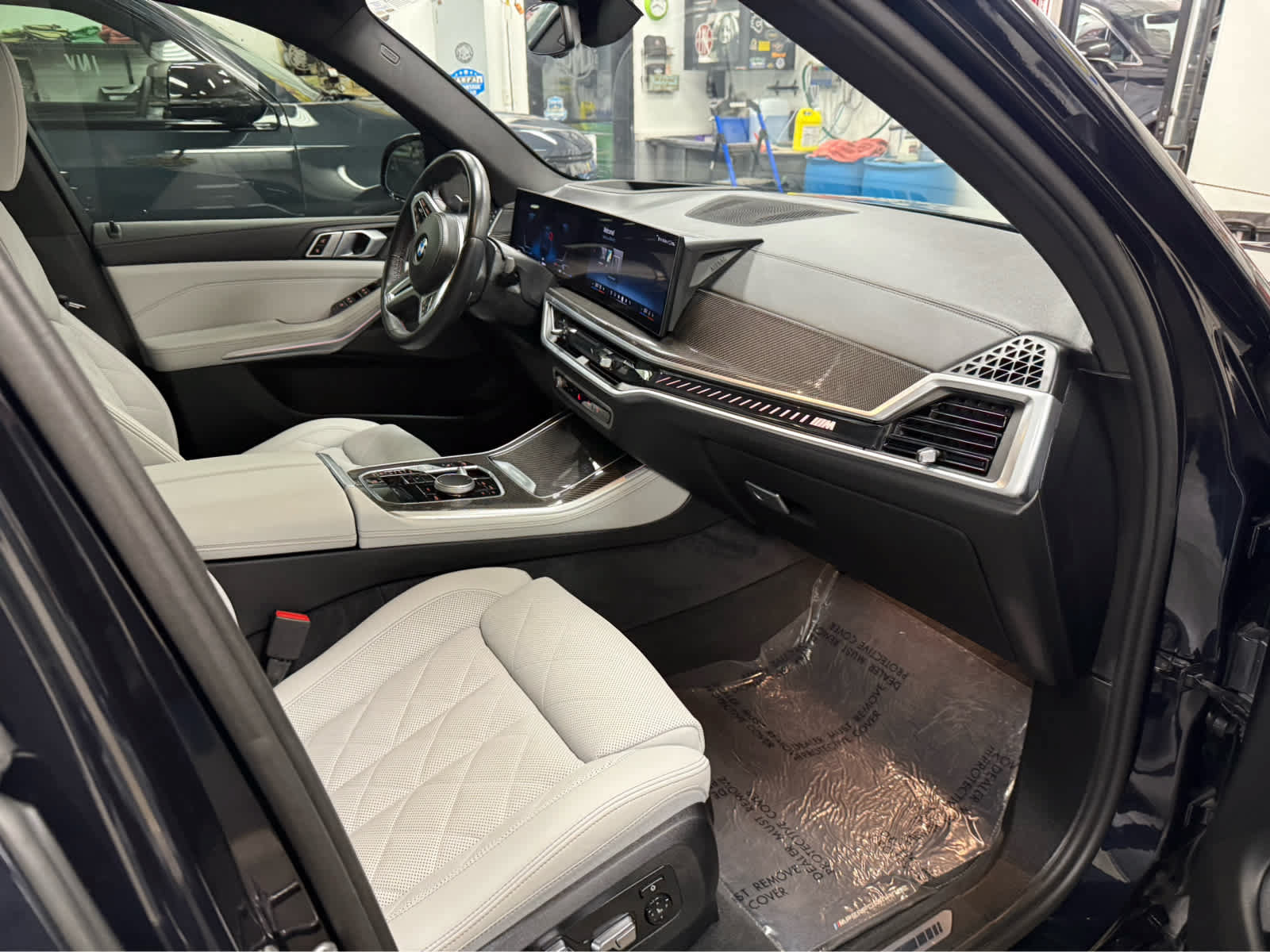 Used 2025 BMW X5 M60i w/ Climate Comfort Package AWD/4WD image 28