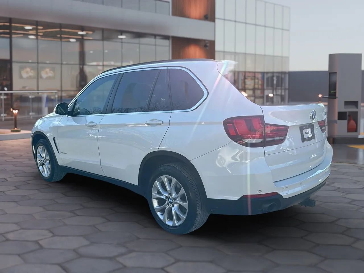 Used 2016 BMW X5 xDrive35i image 7